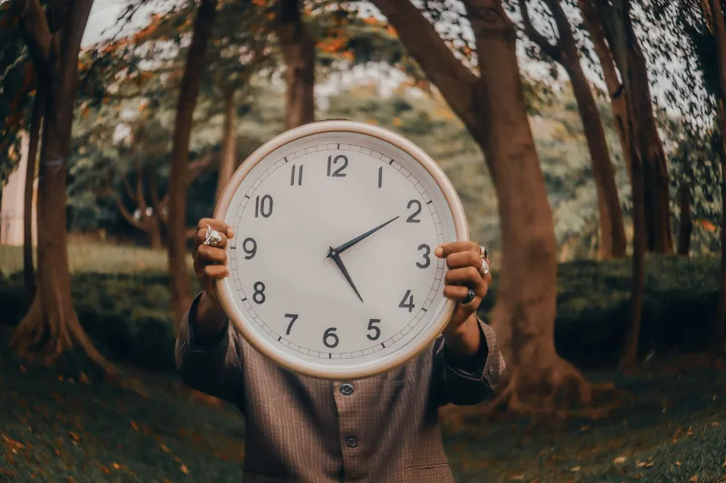When 'Five More Minutes' Becomes Five Hours: The Hidden Time Trap Draining Aussie Casino Players