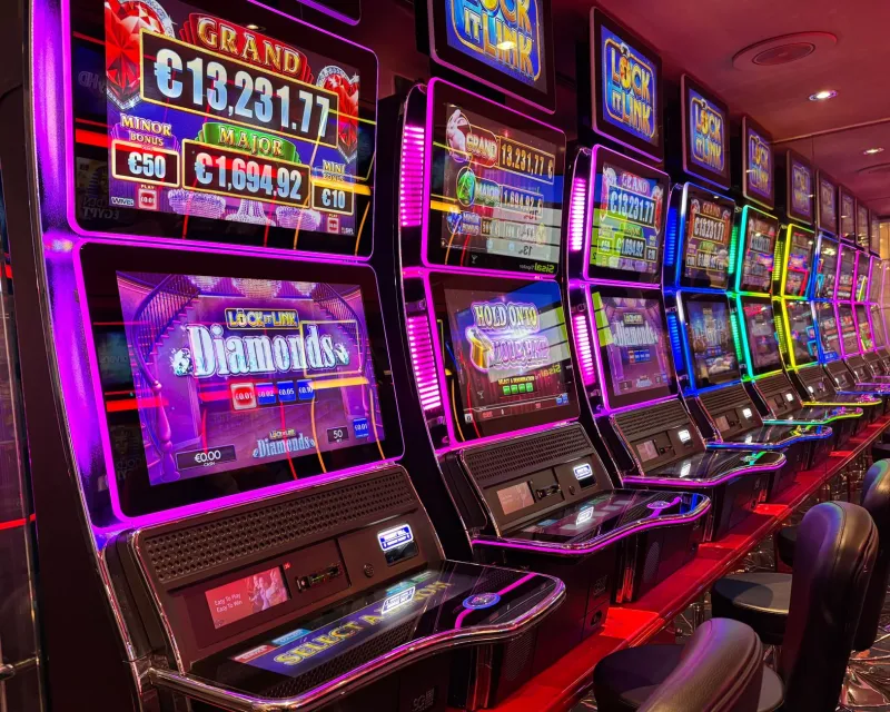 Slow Burn or Quick Hit: What Your Slot Choice Is Really Doing to Your Withdrawal Timeline